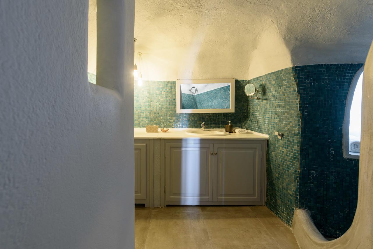 Ianthe & Aparthotel 2*