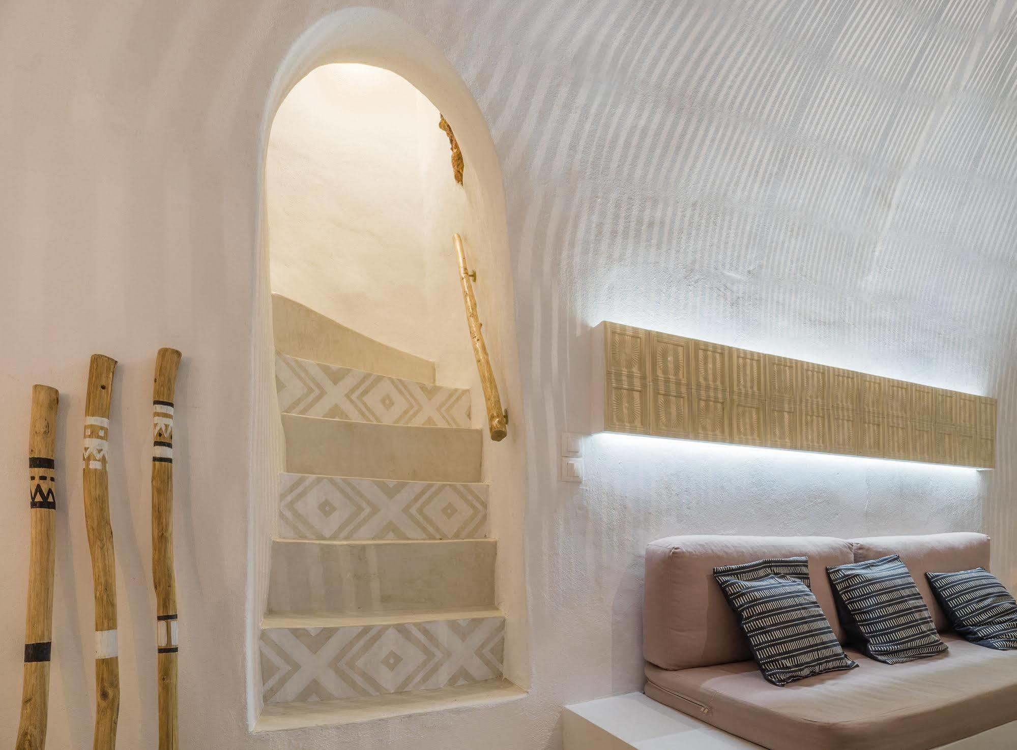 Villa Gaia Suites *