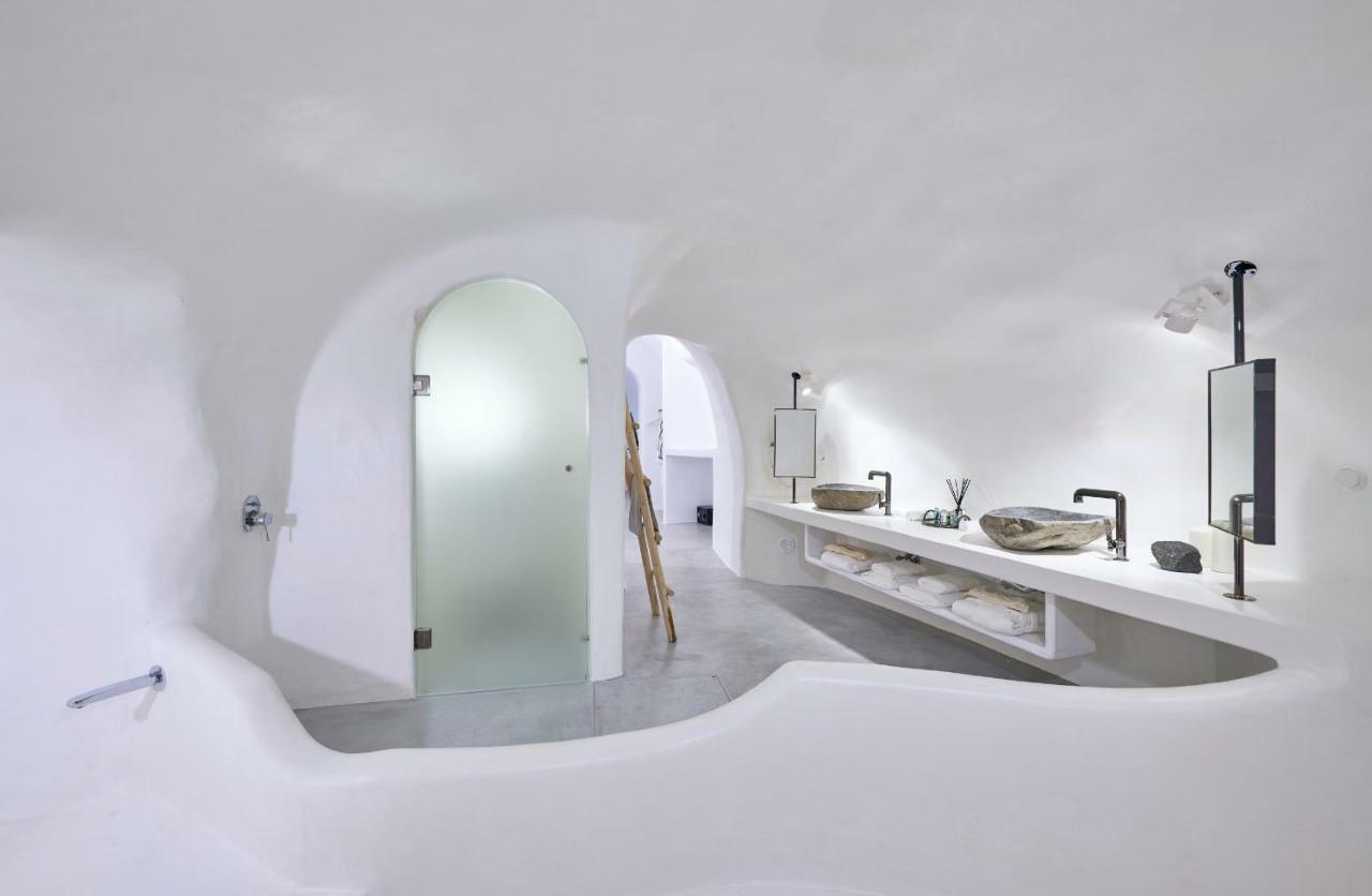 Villa Cave *