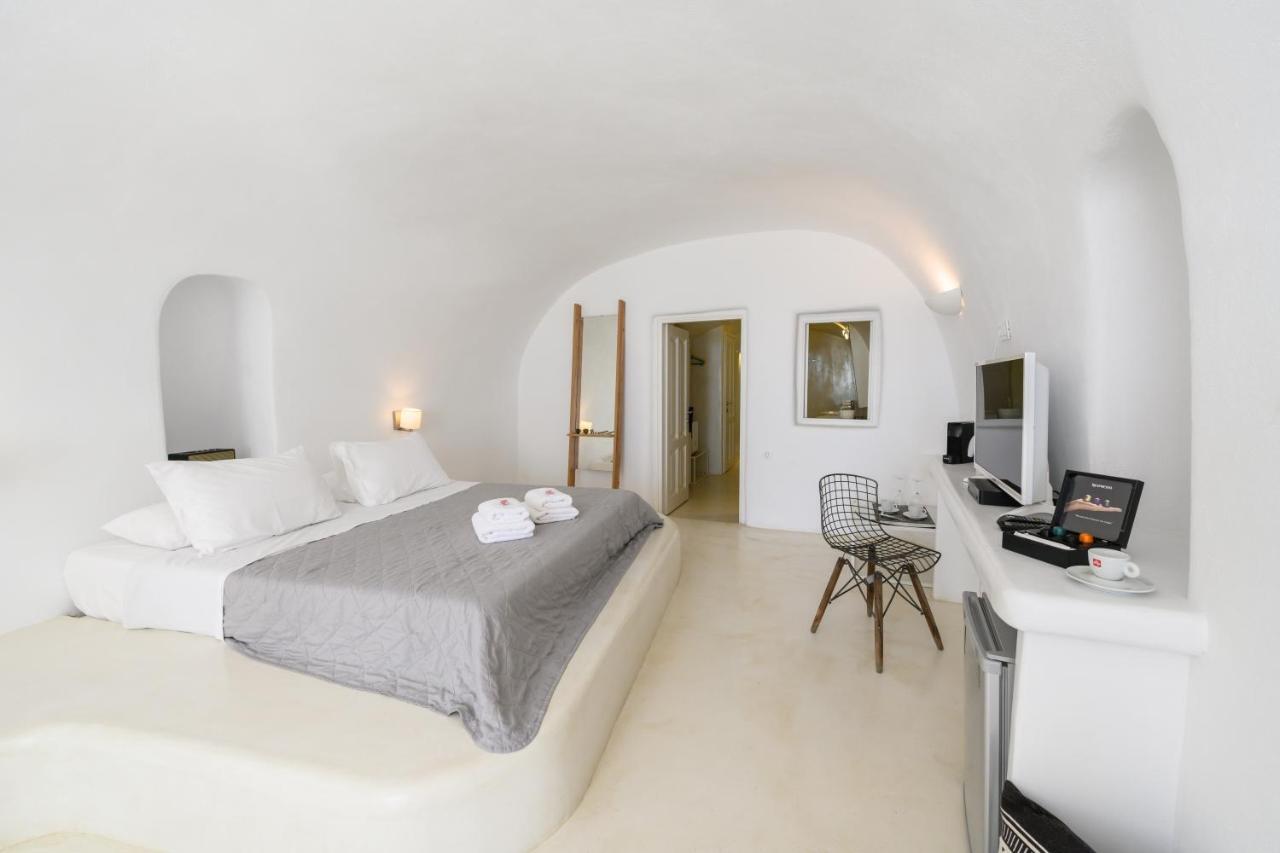 Gaia Suites Villa *