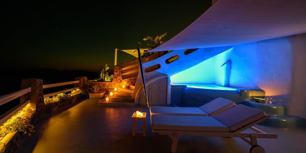 Thirea Oia (Santorini)